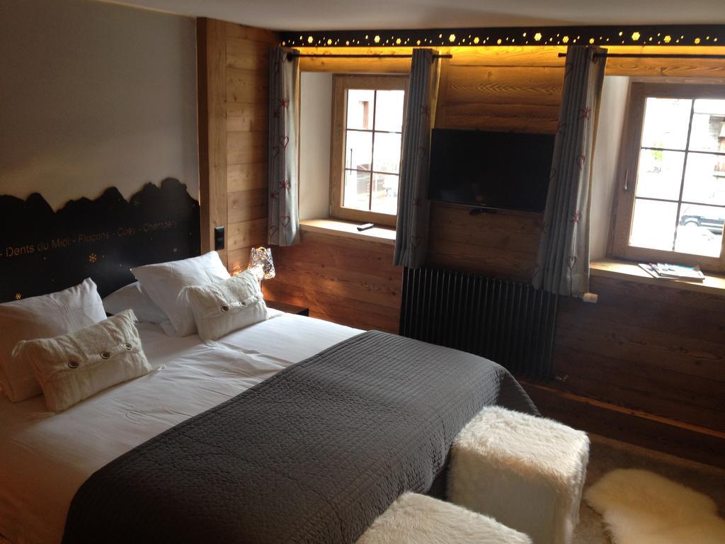 Le Chalet De L'Atelier - Le Nord Champéry Стая снимка