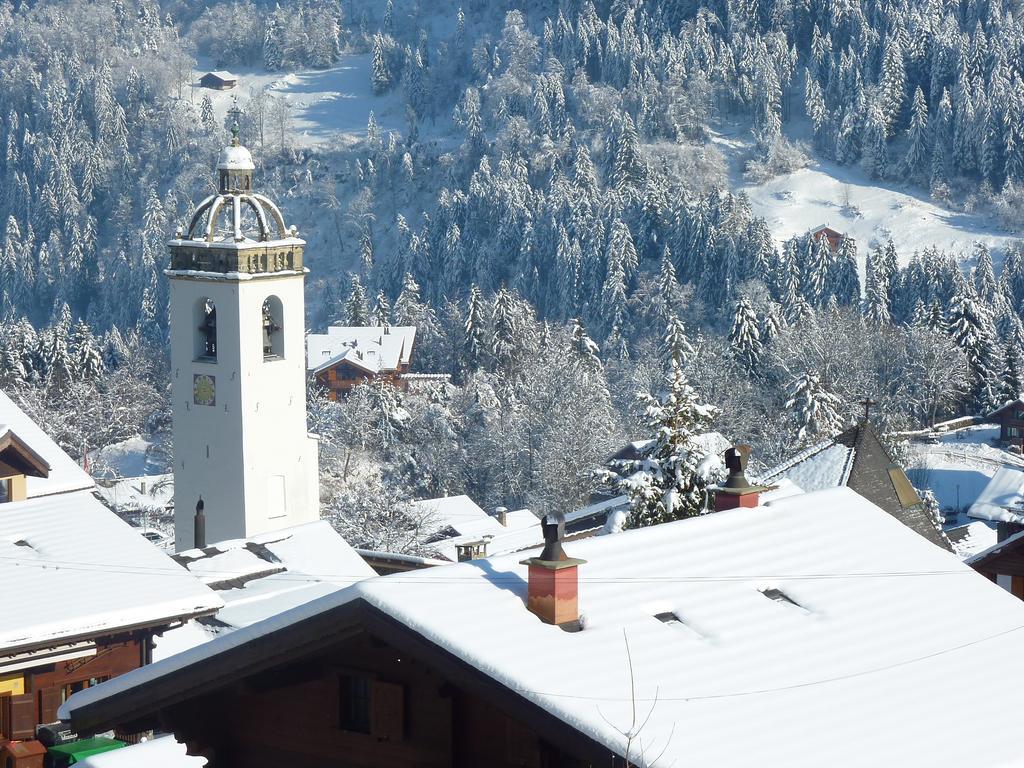 Le Chalet De L'Atelier - Le Nord Champéry Стая снимка